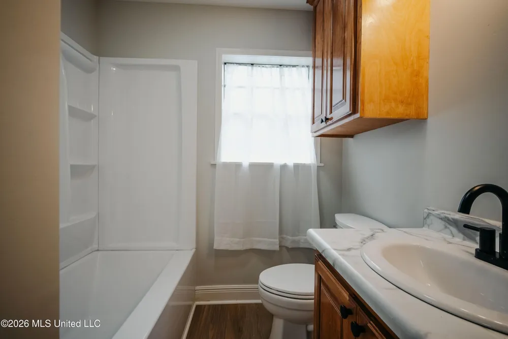 7528 Pineridge Drive Meridian, MS 39305