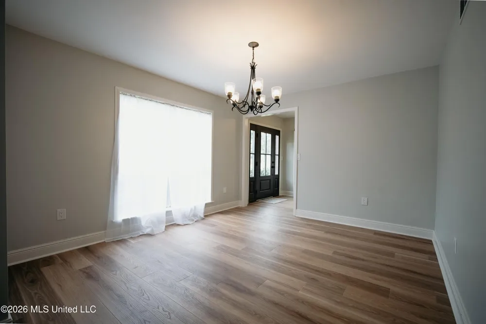 7528 Pineridge Drive Meridian, MS 39305