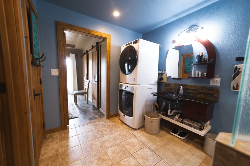 452533 E 1627 ROAD Albion, OK 74521