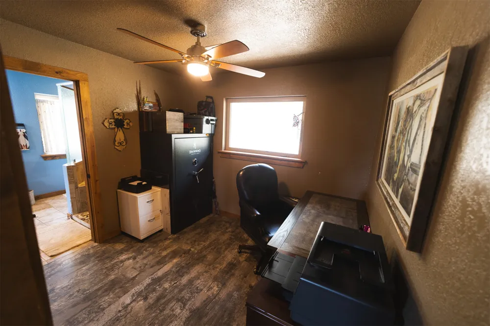 452533 E 1627 ROAD Albion, OK 74521