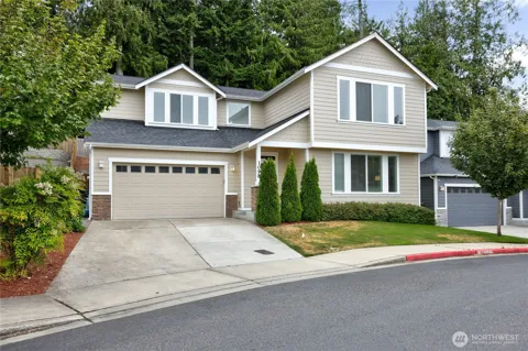 1098 NE Sockeye Court