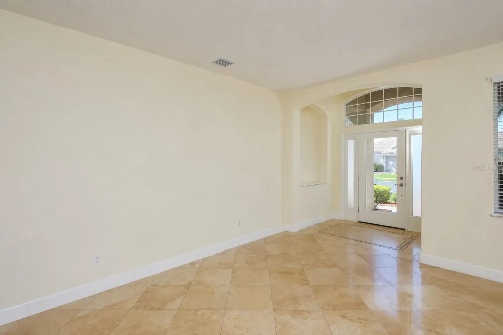 6945 74TH STREET CIRCLE E Bradenton, FL 34203