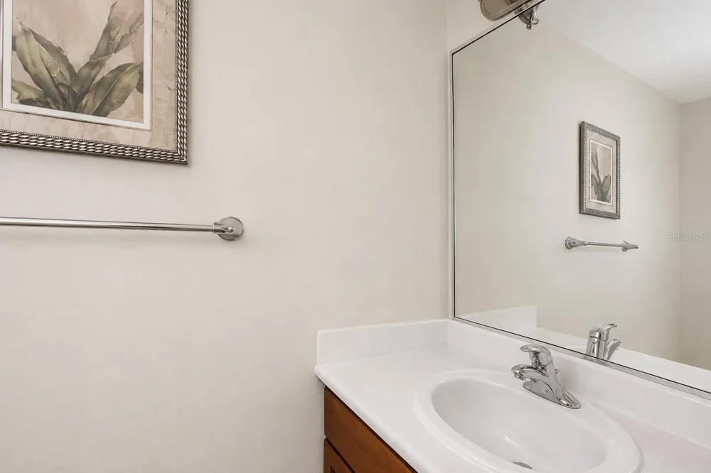 6945 74TH STREET CIRCLE E Bradenton, FL 34203