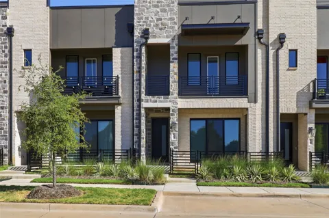 1264 Daybreak Drive
