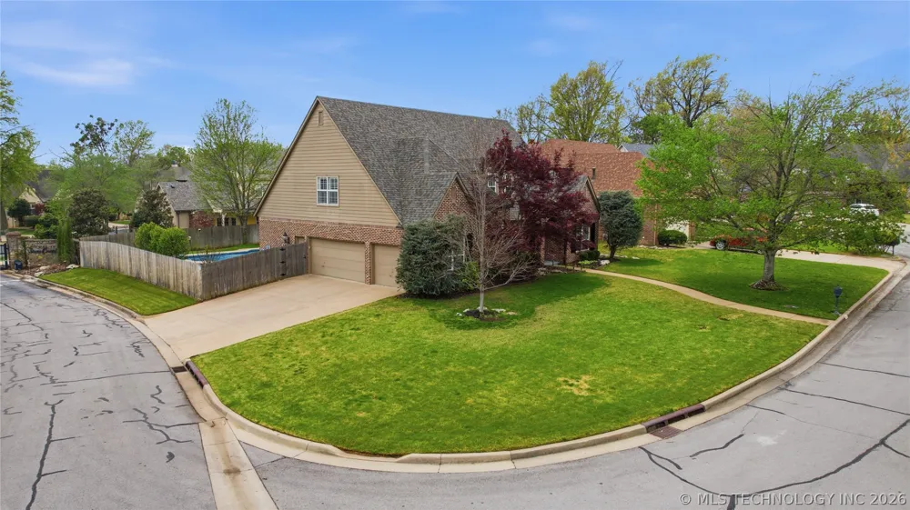 9152 E 103rd Street Tulsa, OK 74133