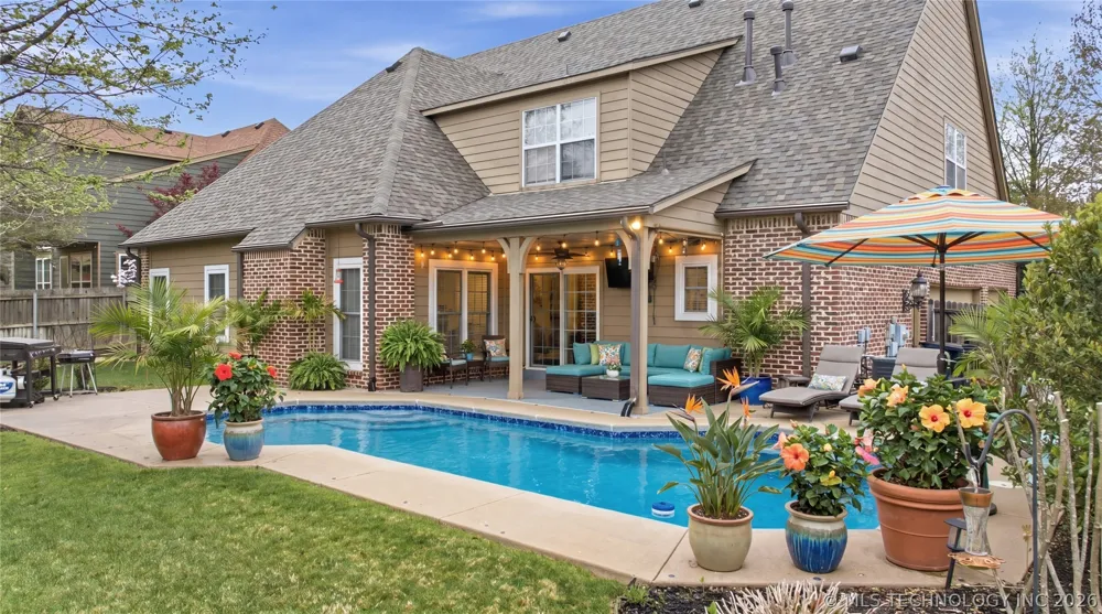9152 E 103rd Street Tulsa, OK 74133