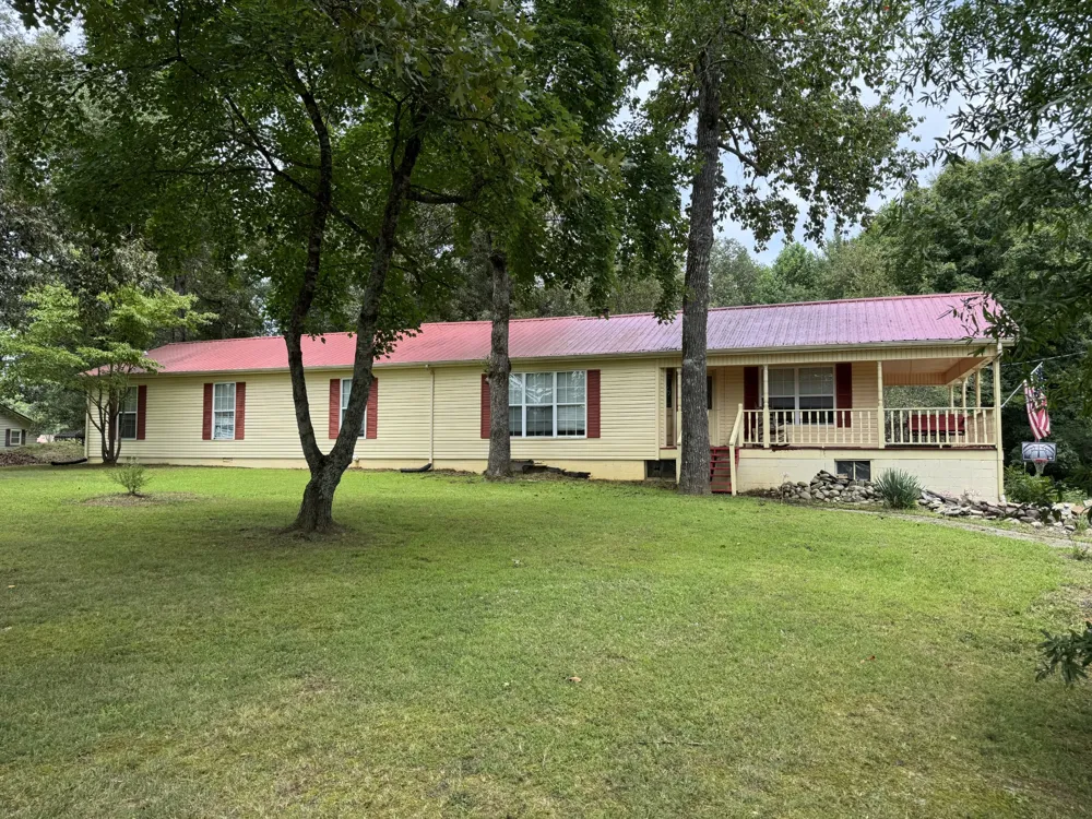 576 Vandagriff Rd McMinnville, TN 37110