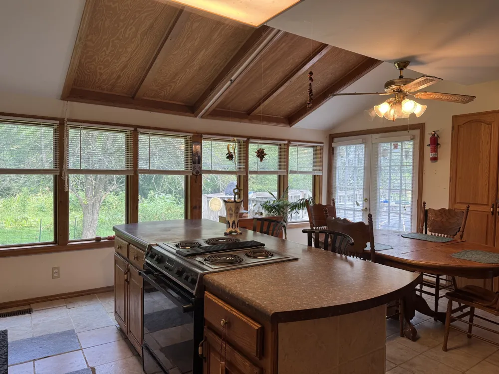 576 Vandagriff Rd McMinnville, TN 37110