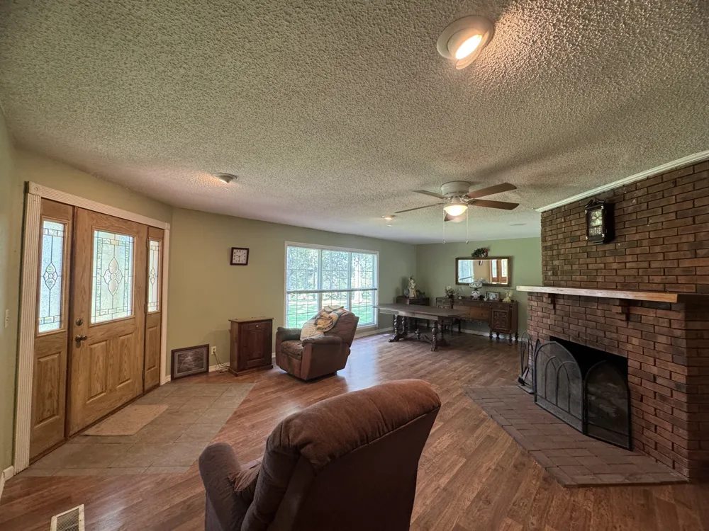 576 Vandagriff Rd McMinnville, TN 37110