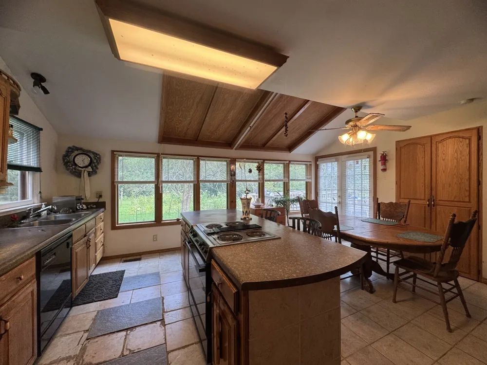 576 Vandagriff Rd McMinnville, TN 37110