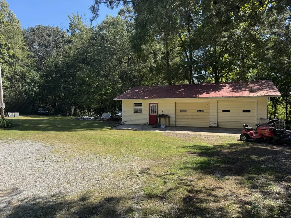 576 Vandagriff Rd McMinnville, TN 37110
