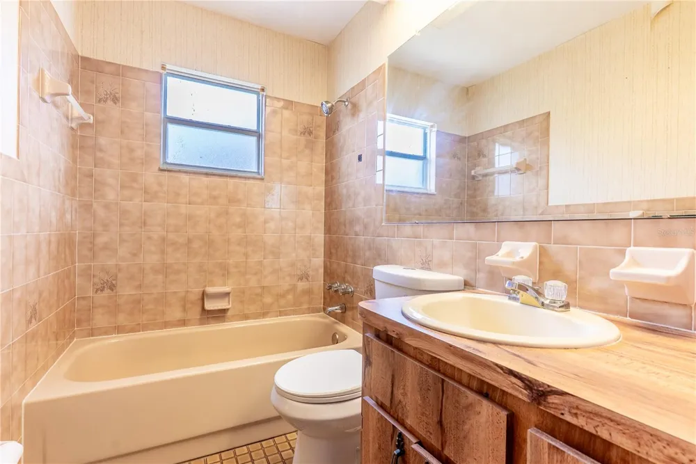 8234 WINTHROP DRIVE Port Richey, FL 34668