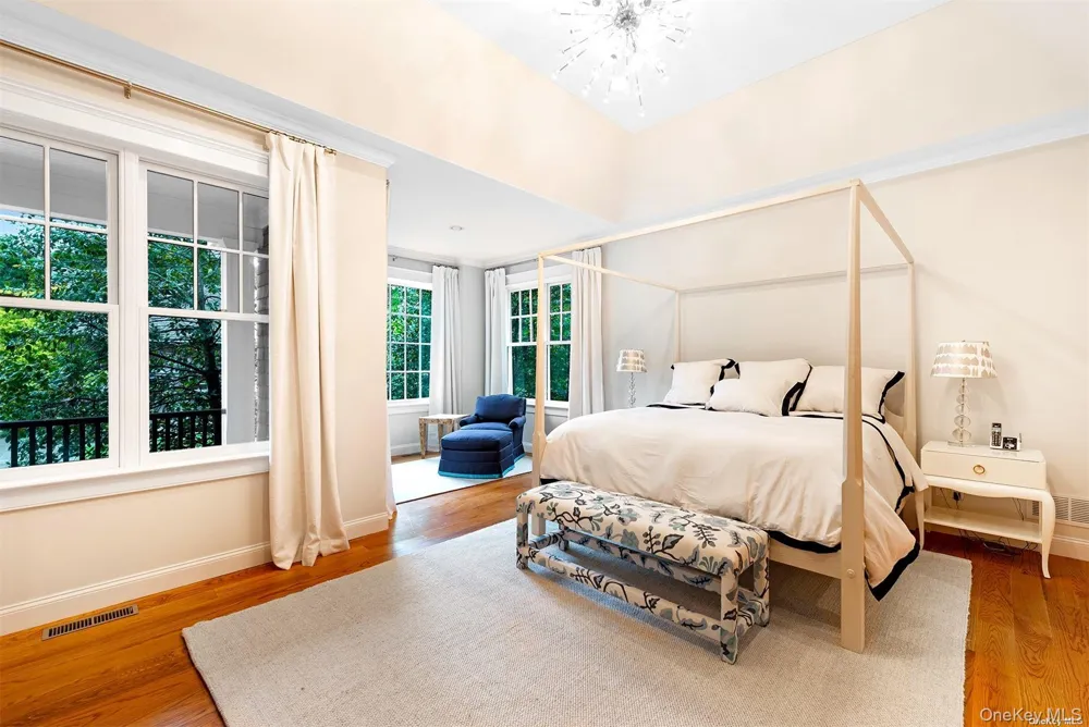 5 Anthony Lane Quogue, NY 11959