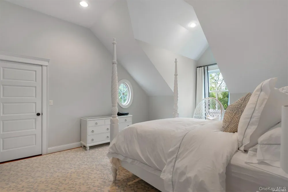 5 Anthony Lane Quogue, NY 11959