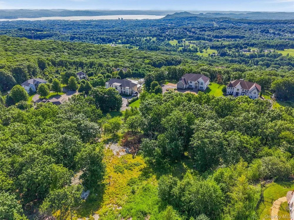 29 High Mountain Road Pomona, NY 10970