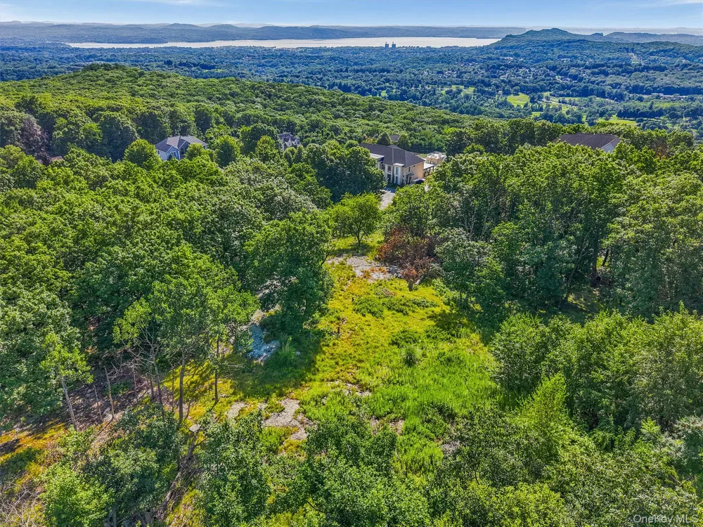 29 High Mountain Road Pomona, NY 10970