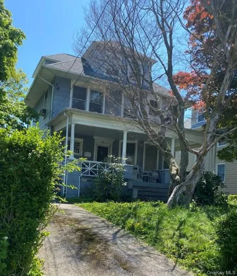 196 Elm Street