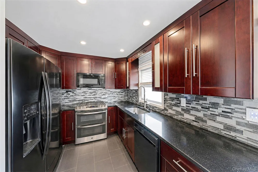 13331 127th Street South Ozone Park, NY 11420