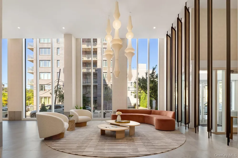 30-55 Vernon Boulevard #9J Astoria, NY 11102