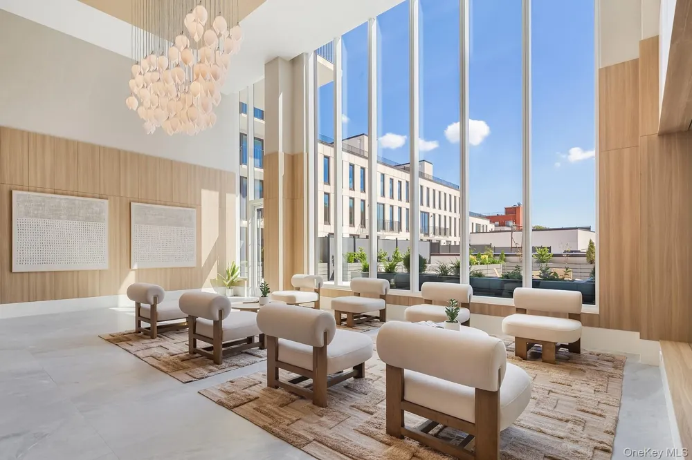 30-55 Vernon Boulevard #9J Astoria, NY 11102