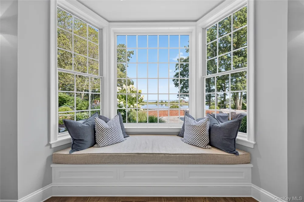 2 Lands End Road Locust Valley, NY 11560