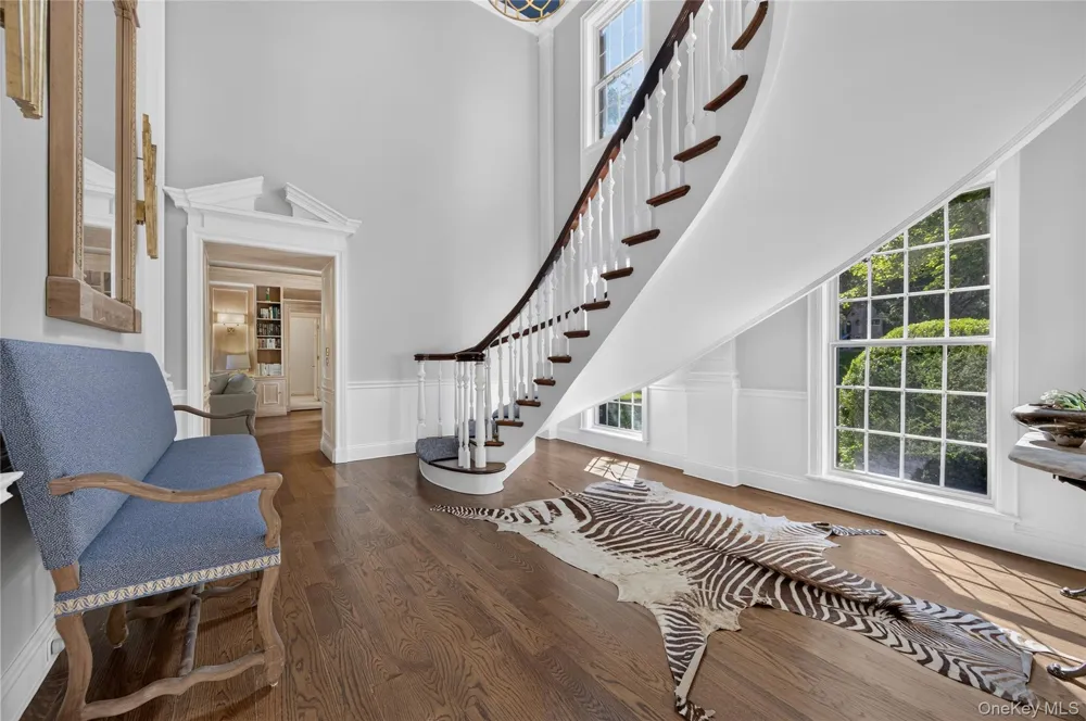 2 Lands End Road Locust Valley, NY 11560