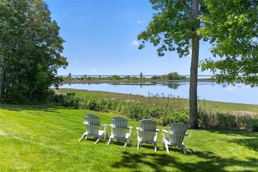 2 Lands End Road Locust Valley, NY 11560