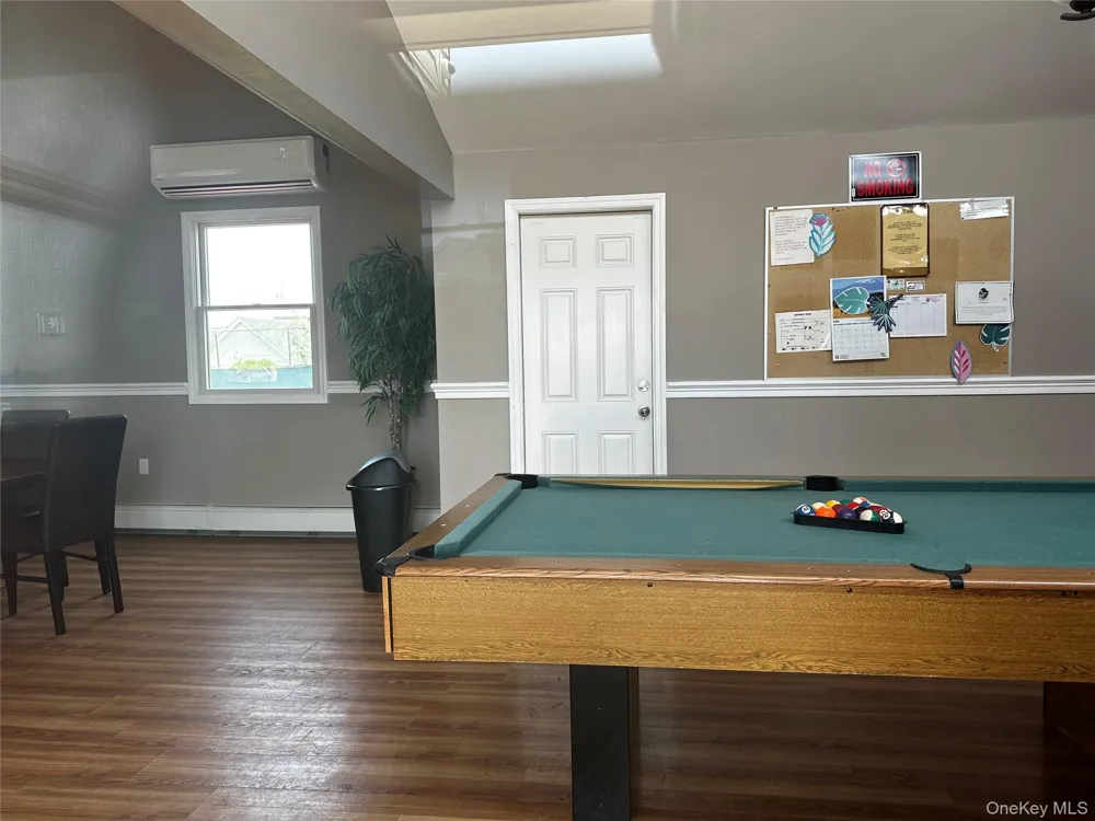 445 Mariners Way Copiague, NY 11726