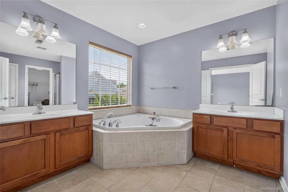 30 Banbury Way #1204 Newburgh, NY 12550
