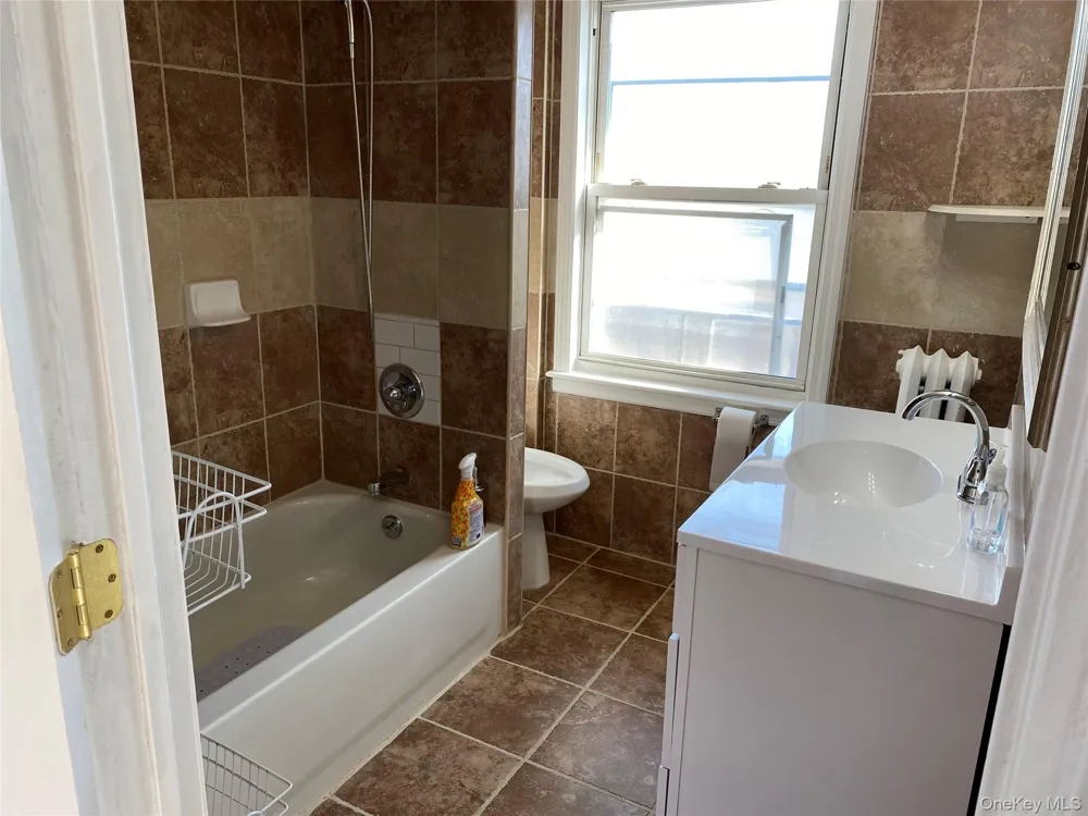 3 Taylor Court Staten Island, NY 10310