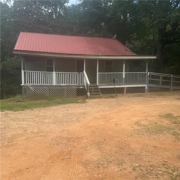 2398 James Springs Road Danielsville, GA 30633