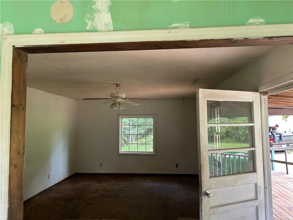 2398 James Springs Road Danielsville, GA 30633