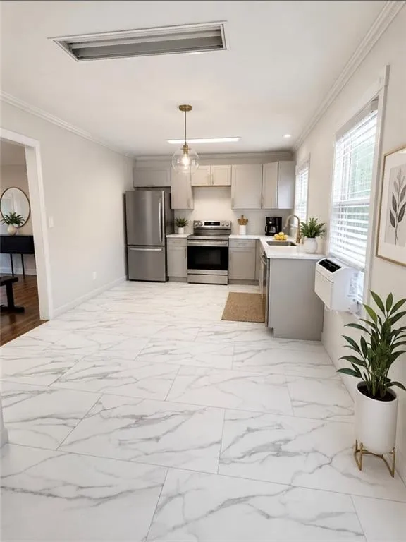 205 Lassiter Drive Dublin, GA 31021