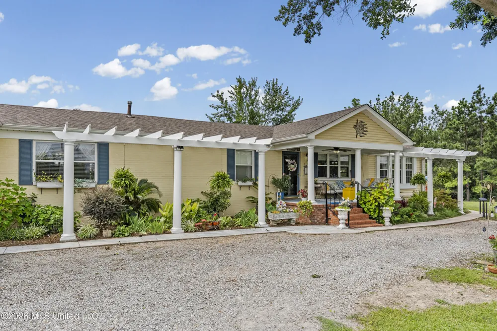 1070 King Road Enid, MS 38927