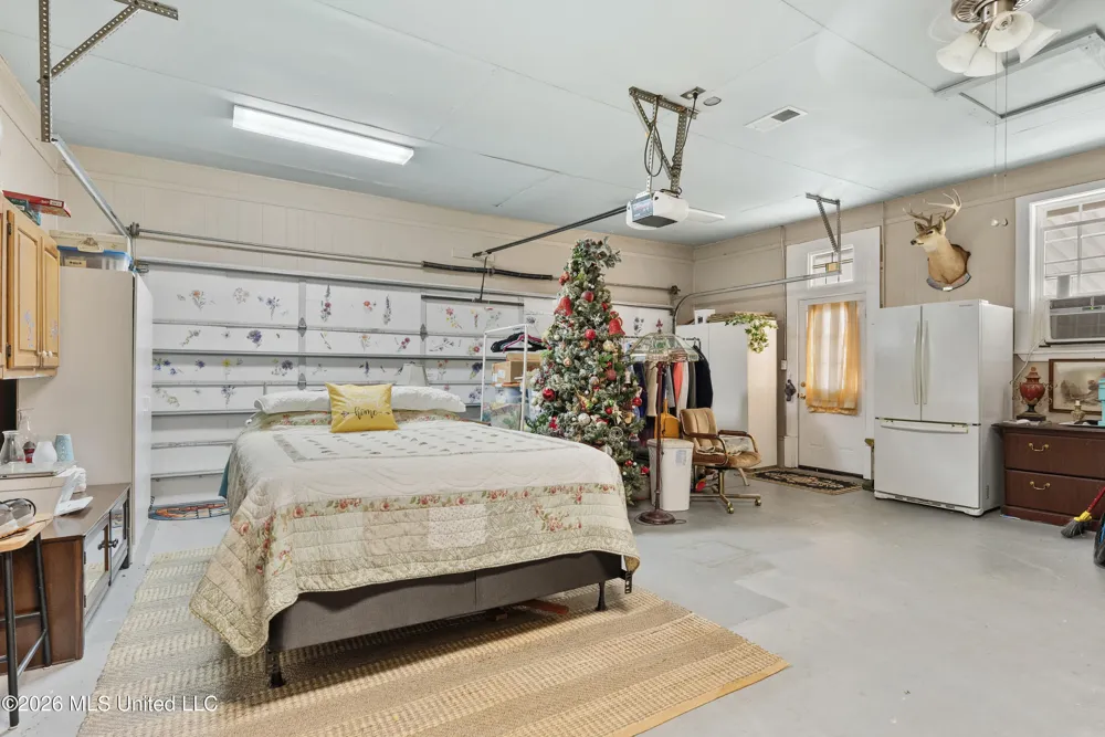 1070 King Road Enid, MS 38927