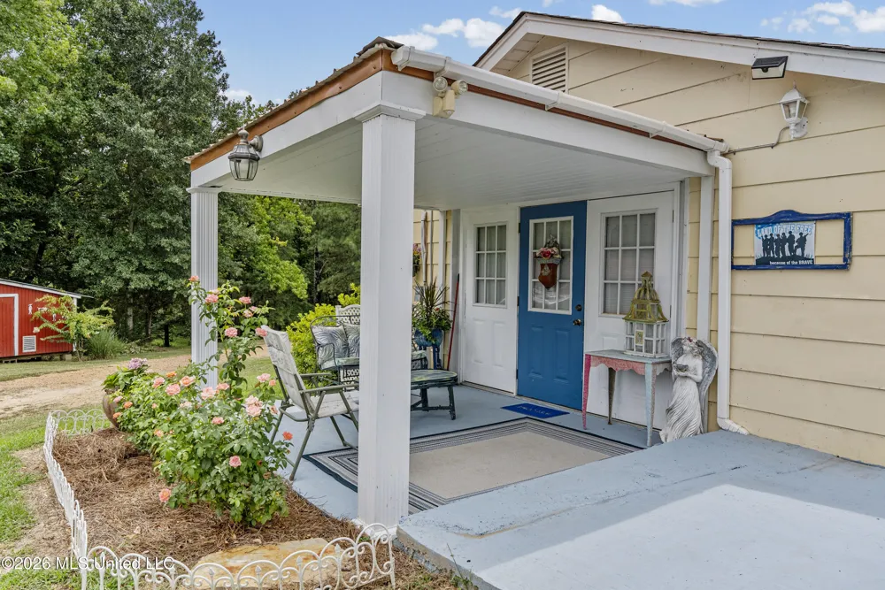 1070 King Road Enid, MS 38927
