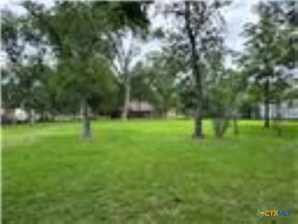 1609 Forrest Drive Wharton, TX 77488