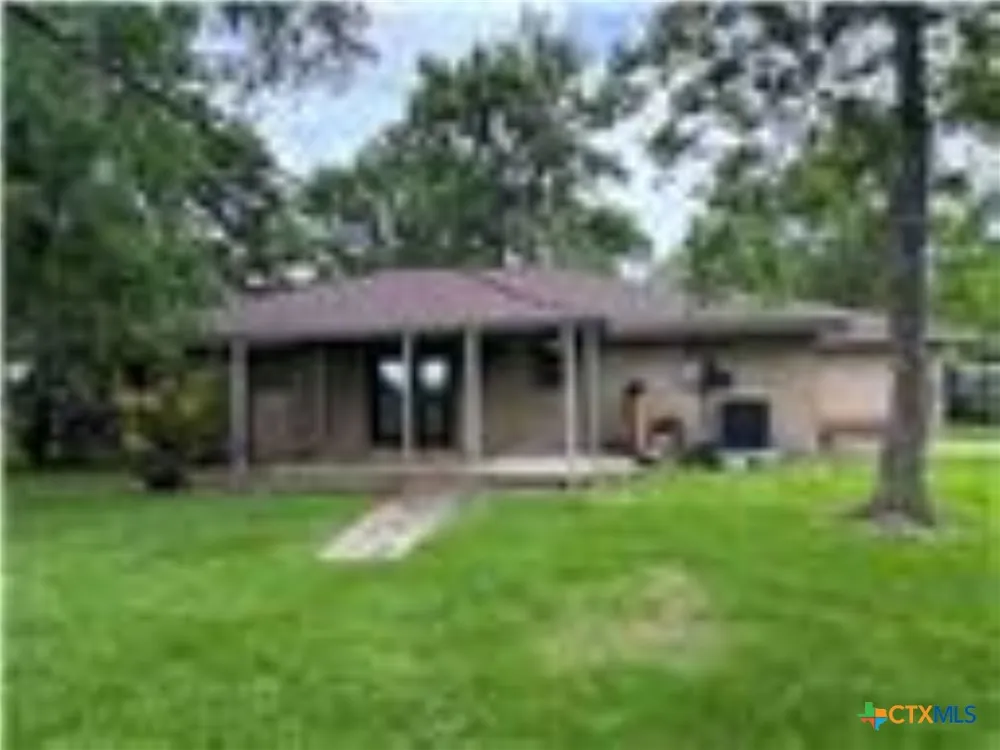 1609 Forrest Drive Wharton, TX 77488