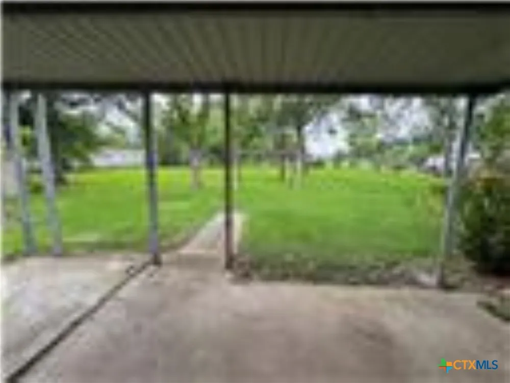 1609 Forrest Drive Wharton, TX 77488