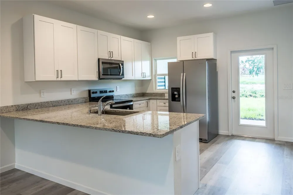5383 VISTA LAGO DRIVE Orlando, FL 32811