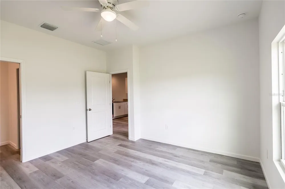 5383 VISTA LAGO DRIVE Orlando, FL 32811