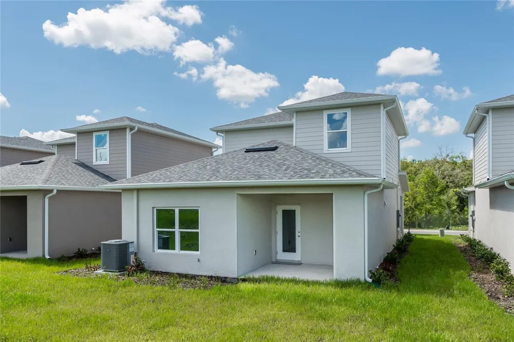 5383 VISTA LAGO DRIVE Orlando, FL 32811