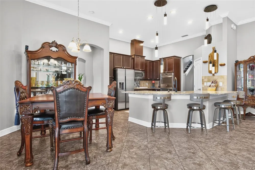 2823 COLEWOOD LANE Dover, FL 33527
