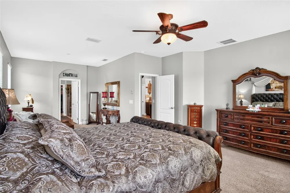 2823 COLEWOOD LANE Dover, FL 33527