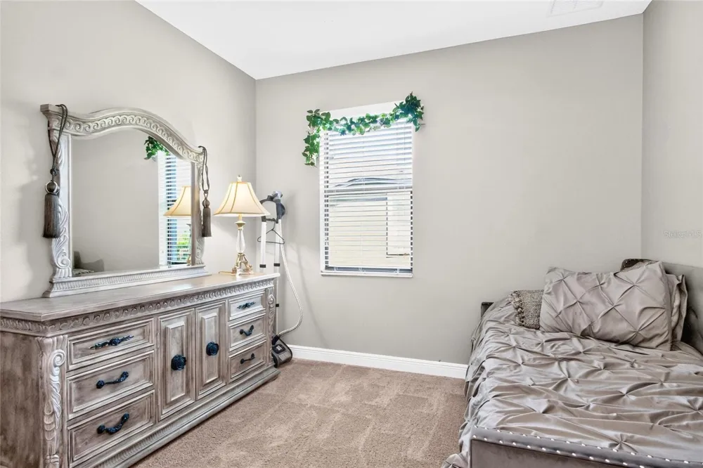 2823 COLEWOOD LANE Dover, FL 33527