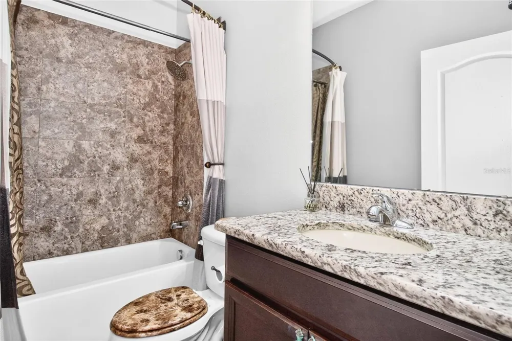 2823 COLEWOOD LANE Dover, FL 33527