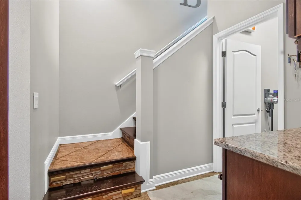 2823 COLEWOOD LANE Dover, FL 33527