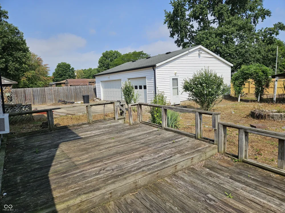 10422 Norman Road Brownsburg, IN 46112