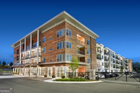 1490 W Ernest Barrett PKWY