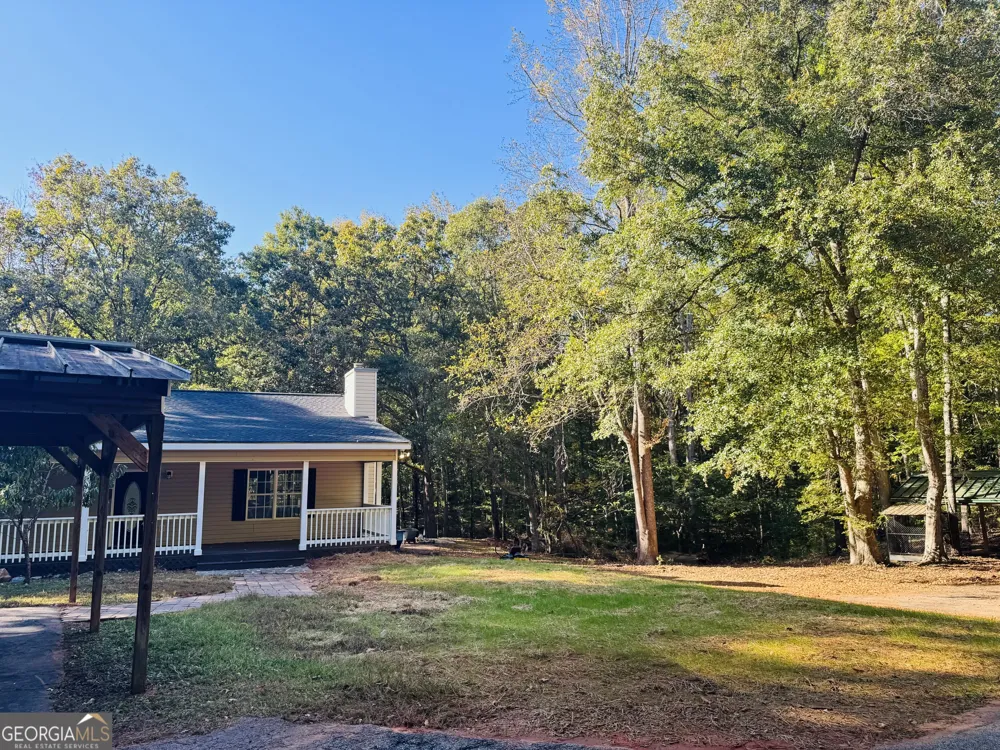 1516 Stark RD Jackson, GA 30233